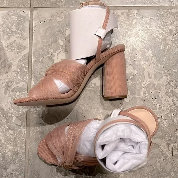 Loeffler Randall Reed High Heel Pleated Sandals in Beauty, New, Size 5 - Picture 7 of 14